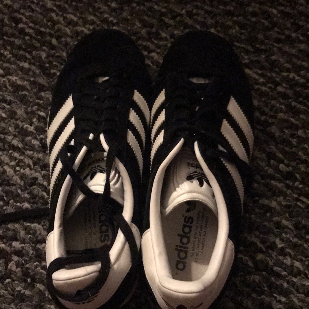 Adidas stripes